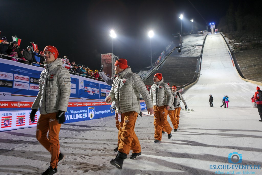 Auch am Sonntag neue Startzeit beim FIS Skisprung Weltcup! Erster Wertungsdurchgang beginnt schon um 10.15 Uhr!